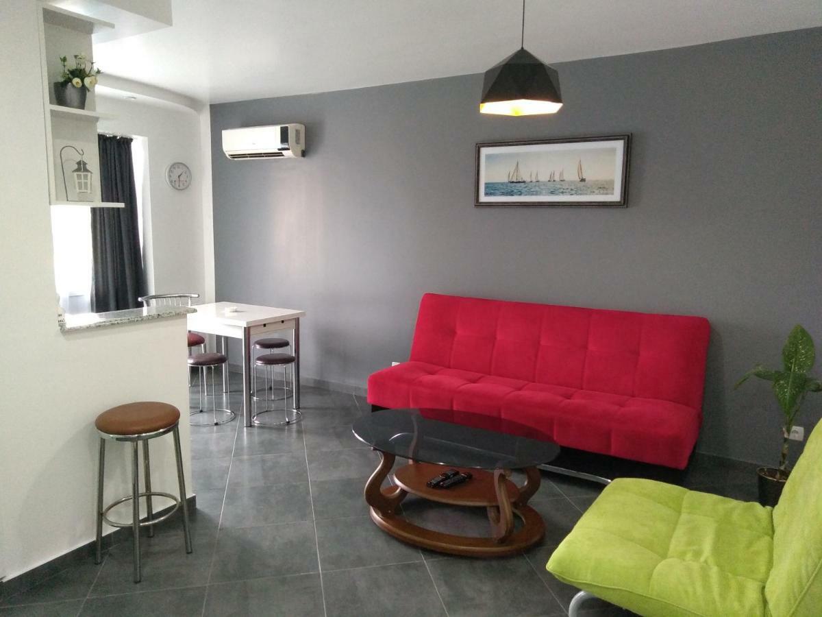 Apartment Eteri Batumi Exterior photo